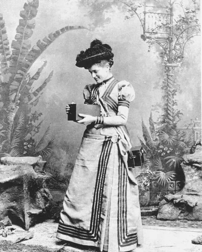 publicidad y publicaciones kodak girl 7